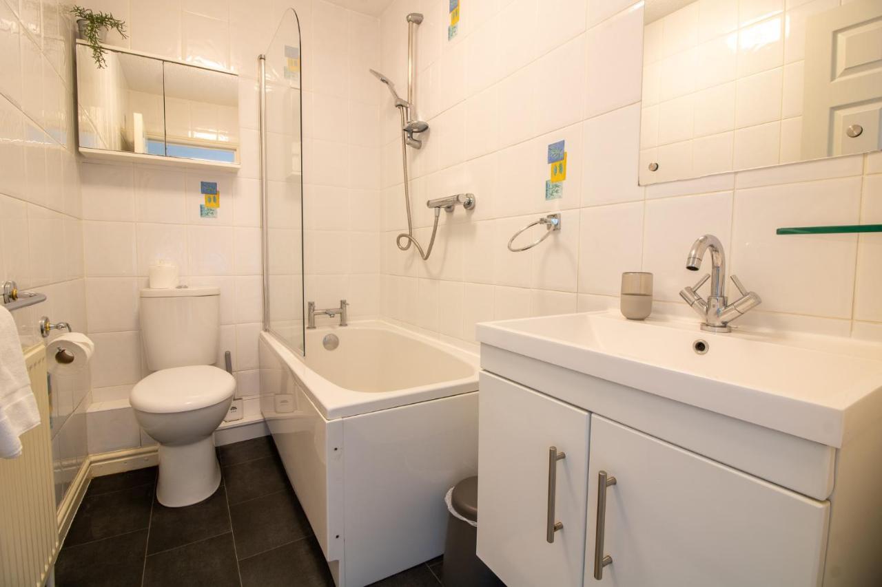 Laurels- 3-Beds, Parking, Short Walk To Beach Torquay Kültér fotó